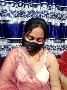 Red-Bird2 online show from February 2026 01:21:01 AM