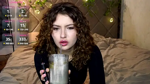 SueCurly online show from February 2026 09:21:01 PM