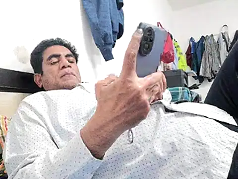 Snapshot of Aafreen999 chatting on February 2026 08:07:01 AM Aafreen999 online show from February 2026 08:07:01 AM