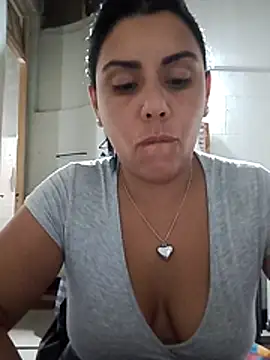 anita1825 online show from February 2026 01:37:02 AM