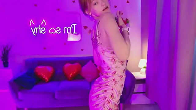Lily Mio online show from February 2026 12:46:02 PM