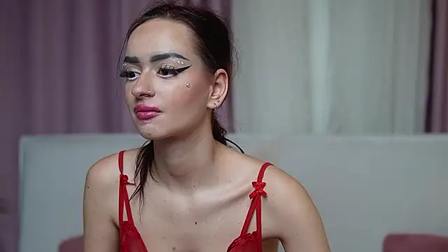 Snapshot of AriellaKitty chatting on February 2026 07:56:01 PM AriellaKitty online show from February 2026 07:56:01 PM