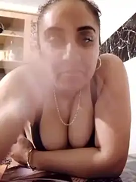 Snapshot of AntoAntonianna chatting on February 2026 08:30:02 AM AntoAntonianna online show from February 2026 08:30:02 AM