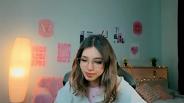 Snapshot of dinnerwithflowers chatting on February 2026 12:54:02 PM dinnerwithflowers online show from February 2026 12:54:02 PM