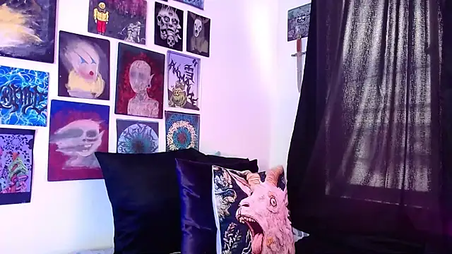 Snapshot of MelisaVelvet chatting on February 2026 07:40:01 PM MelisaVelvet online show from February 2026 07:40:01 PM