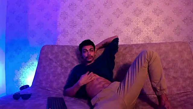 Snapshot of Sanji_Pulse chatting on January 2026 03:33:01 AM Sanji Pulse online show from January 2026 03:33:01 AM