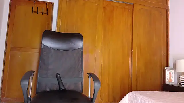 samirths boy  online show from May 2026 07:01:01 PM