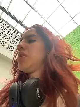 elodie rouge online show from May 2026 01:16:02 PM