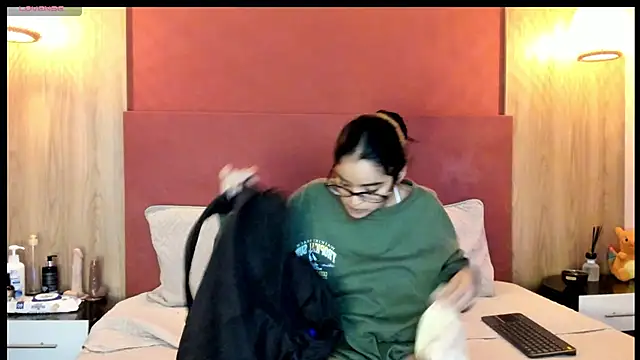 VanessaDoofenshmirtz online show from May 2026 01:48:02 PM