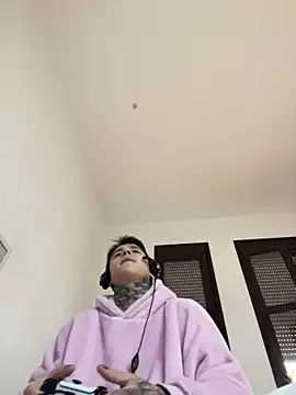 Snapshot of COLOMBIAN20CM chatting on March 2026 01:50:01 PM COLOMBIAN20CM online show from March 2026 01:50:01 PM