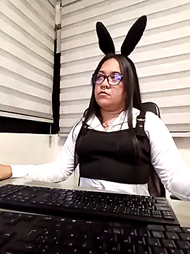 Snapshot of Amy__Cooper__ chatting on April 2026 04:39:01 AM Amy Cooper online show from April 2026 04:39:01 AM