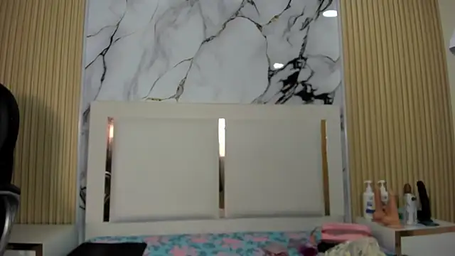 Zoehoney hl online show from March 2026 04:29:01 AM