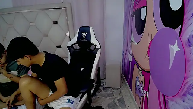 Maxwell boys online show from February 2026 03:45:01 AM