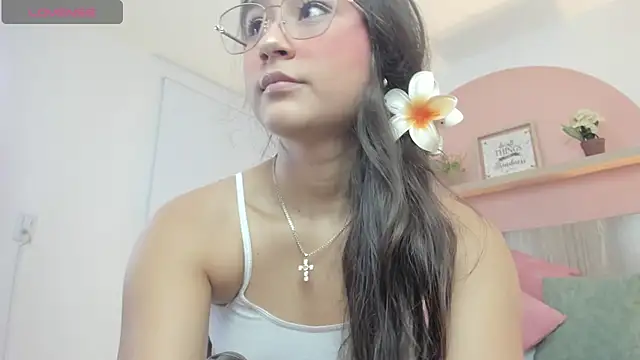 ivette swan online show from March 2026 07:43:02 PM