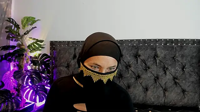 Snapshot of Latifa_ali chatting on February 2026 06:22:01 AM Latifa ali online show from February 2026 06:22:01 AM