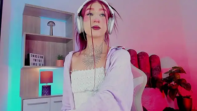 Eli-Bluee online show from March 2026 02:11:02 PM