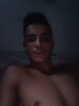 Lcmendes27 online show from May 2026 07:34:02 PM