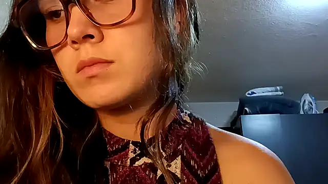 Snapshot of Raven__5 chatting on February 2026 01:10:02 AM Raven 5 online show from February 2026 01:10:02 AM