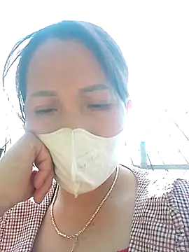 Snapshot of Gummiesu chatting on January 2026 07:35:02 AM Gummiesu online show from January 2026 07:35:02 AM