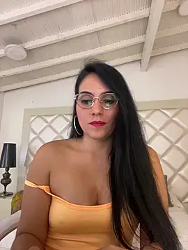 Snapshot of Miaswwe chatting on February 2026 04:33:01 PM Miaswwe online show from February 2026 04:33:01 PM