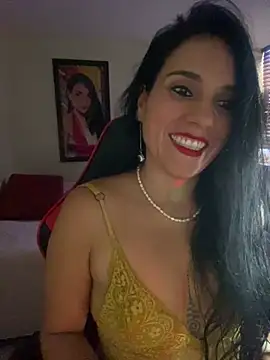 Snapshot of Miaswwe chatting on July 2026 08:41:01 PM Miaswwe online show from July 2026 08:41:01 PM