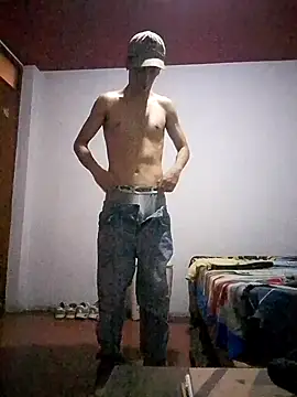 Snapshot of angelguere chatting on January 2026 12:03:02 AM angelguere online show from January 2026 12:03:02 AM