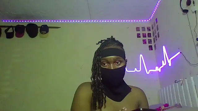 Snapshot of BZ2023 chatting on February 2026 01:40:01 PM BZ2023 online show from February 2026 01:40:01 PM