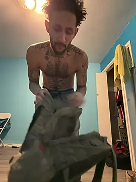 Snapshot of CcincoVilla chatting on February 2026 02:05:02 AM CcincoVilla online show from February 2026 02:05:02 AM