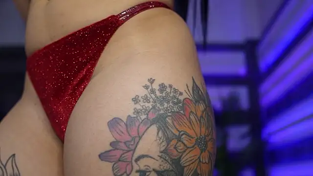 HottieLillyXXX online show from February 2026 08:48:02 PM