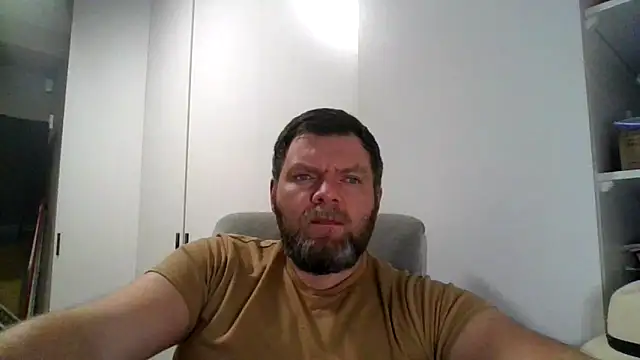 Hot Adonis online show from March 2026 10:58:02 PM