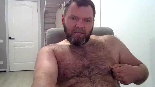 Hot Adonis online show from April 2026 10:42:02 PM