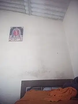 Pravin9562 online show from February 2026 09:39:01 AM