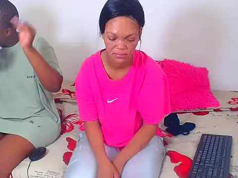 Snapshot of B_Slut chatting on February 2026 06:26:01 AM B Slut online show from February 2026 06:26:01 AM