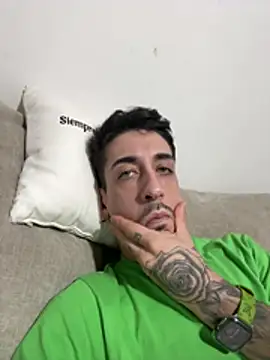 Snapshot of ANGELPRIVVT chatting on January 2026 11:30:02 PM ANGELPRIVVT online show from January 2026 11:30:02 PM