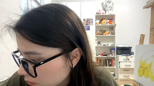 Snapshot of SaintMari chatting on March 2026 12:18:01 PM SaintMari online show from March 2026 12:18:01 PM