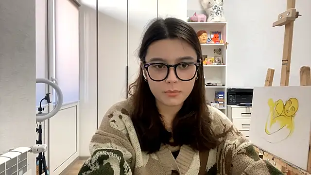 Snapshot of SaintMari chatting on March 2026 12:13:01 PM SaintMari online show from March 2026 12:13:01 PM