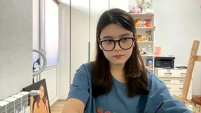 Snapshot of SaintMari chatting on March 2026 12:33:02 PM SaintMari online show from March 2026 12:33:02 PM