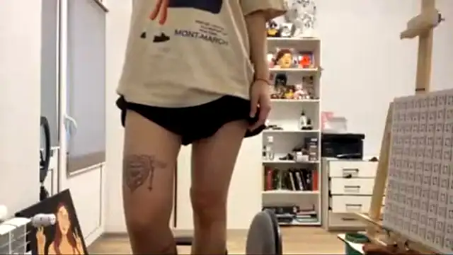 Snapshot of SaintMari chatting on April 2026 02:26:01 PM SaintMari online show from April 2026 02:26:01 PM