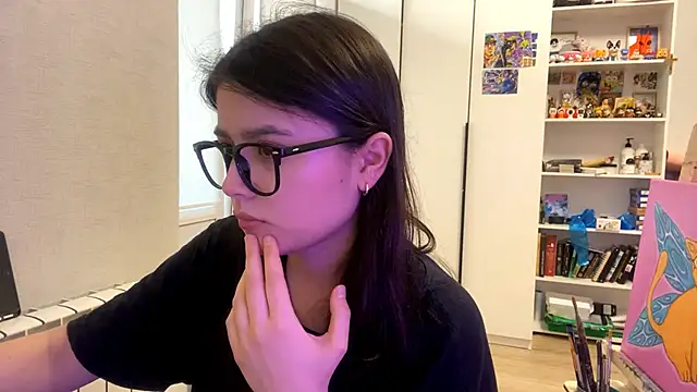 SaintMari online show from May 2026 02:11:01 PM