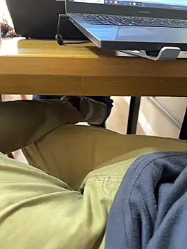 Snapshot of Novinho_Pauzudo_18cm chatting on February 2026 01:15:02 PM Novinho Pauzudo 18cm online show from February 2026 01:15:02 PM