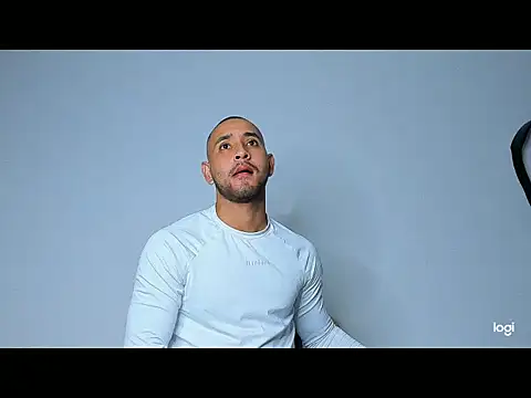 Snapshot of spinetti_max chatting on February 2026 11:12:01 PM spinetti max online show from February 2026 11:12:01 PM