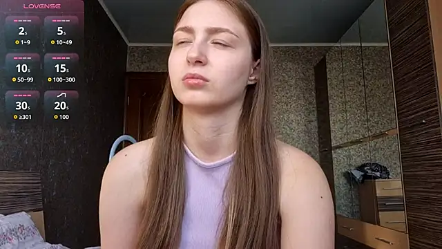 Snapshot of MousyHello chatting on February 2026 07:07:01 AM MousyHello online show from February 2026 07:07:01 AM