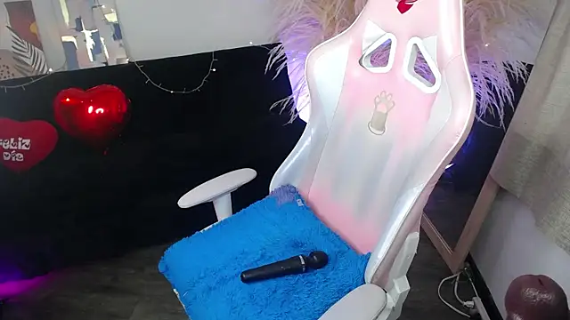 teylo80as online show from May 2026 12:15:01 PM