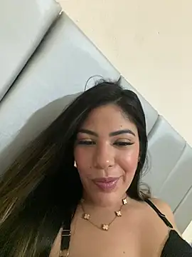 Snapshot of paola_oliveira chatting on January 2026 03:49:02 PM paola oliveira online show from January 2026 03:49:02 PM