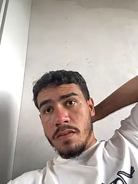 Snapshot of reipromiscuo01 chatting on February 2026 03:37:02 PM reipromiscuo01 online show from February 2026 03:37:02 PM