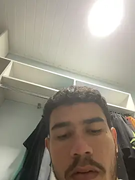 Snapshot of reipromiscuo01 chatting on February 2026 04:16:02 AM reipromiscuo01 online show from February 2026 04:16:02 AM