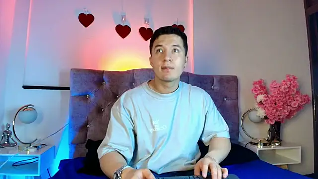 Snapshot of Alexander_Connor chatting on February 2026 12:13:02 PM Alexander Connor online show from February 2026 12:13:02 PM