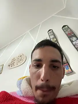 piccolo2002 online show from April 2026 05:41:01 AM