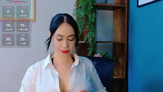 Snapshot of Sienna-Gold chatting on February 2026 01:37:02 PM Sienna-Gold online show from February 2026 01:37:02 PM