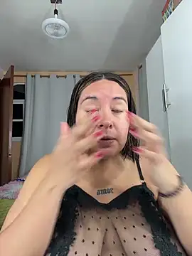 Nailealipsglossy online show from February 2026 09:02:01 AM